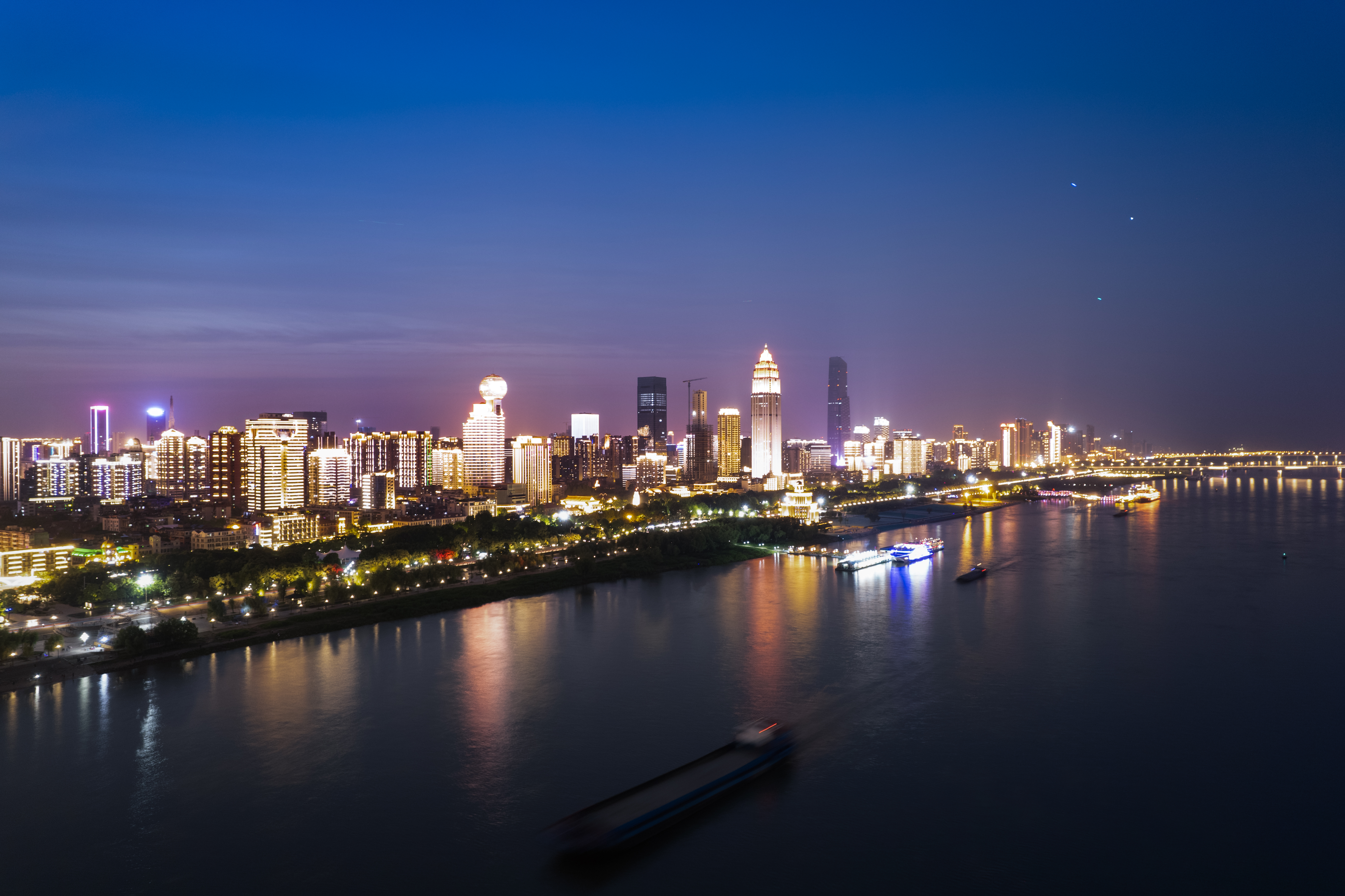 C7娱乐