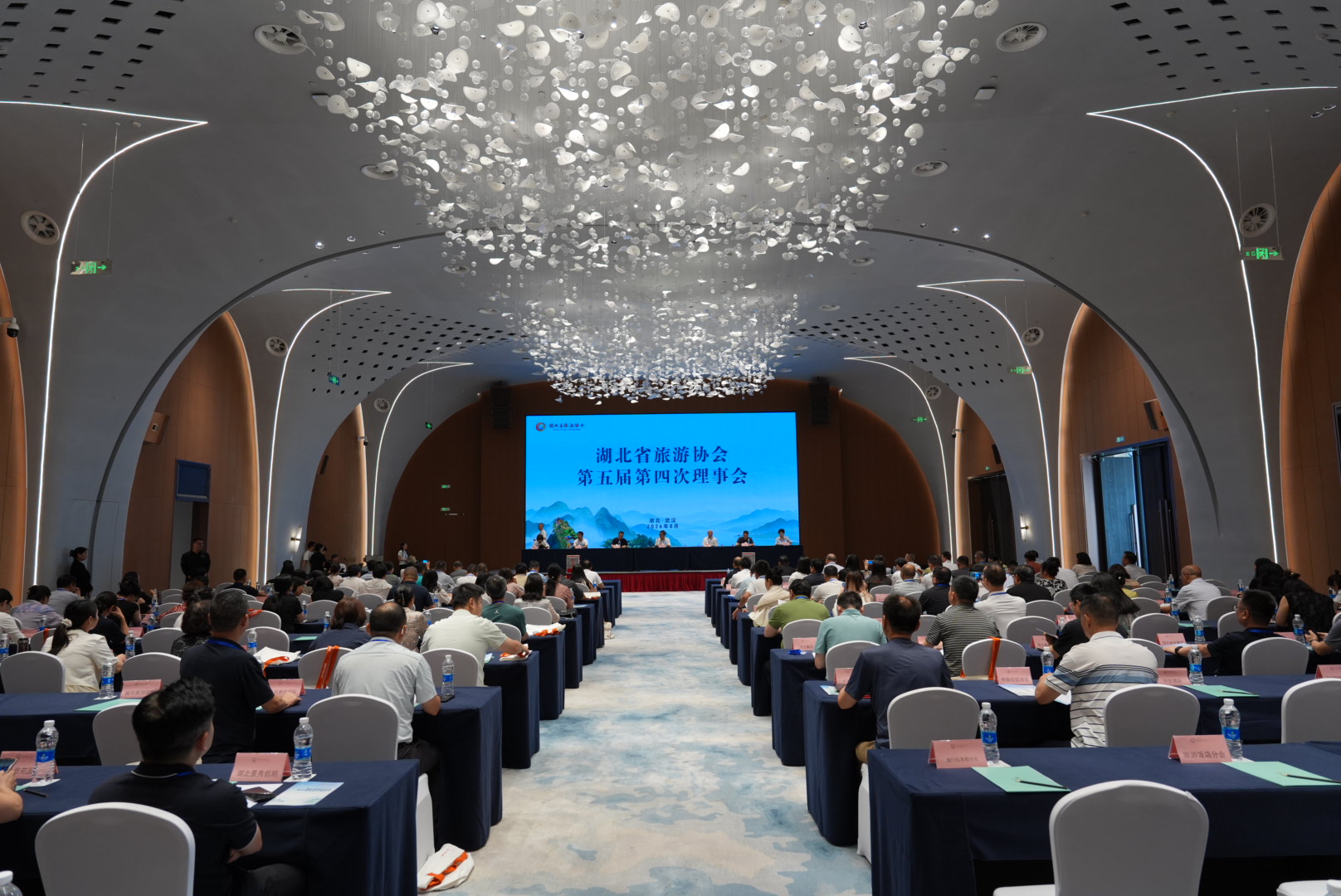 11b8f5c9f4d1f7827b2097b6d289a591.jpg C7娱乐