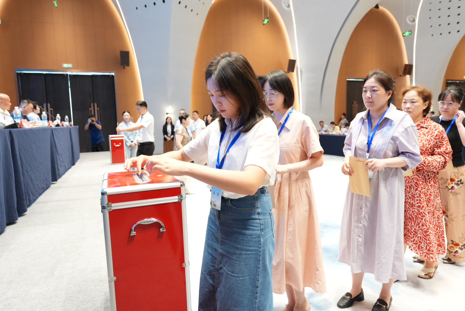 b8ada9b21b9cd8c110d08252357b0415.jpg C7娱乐